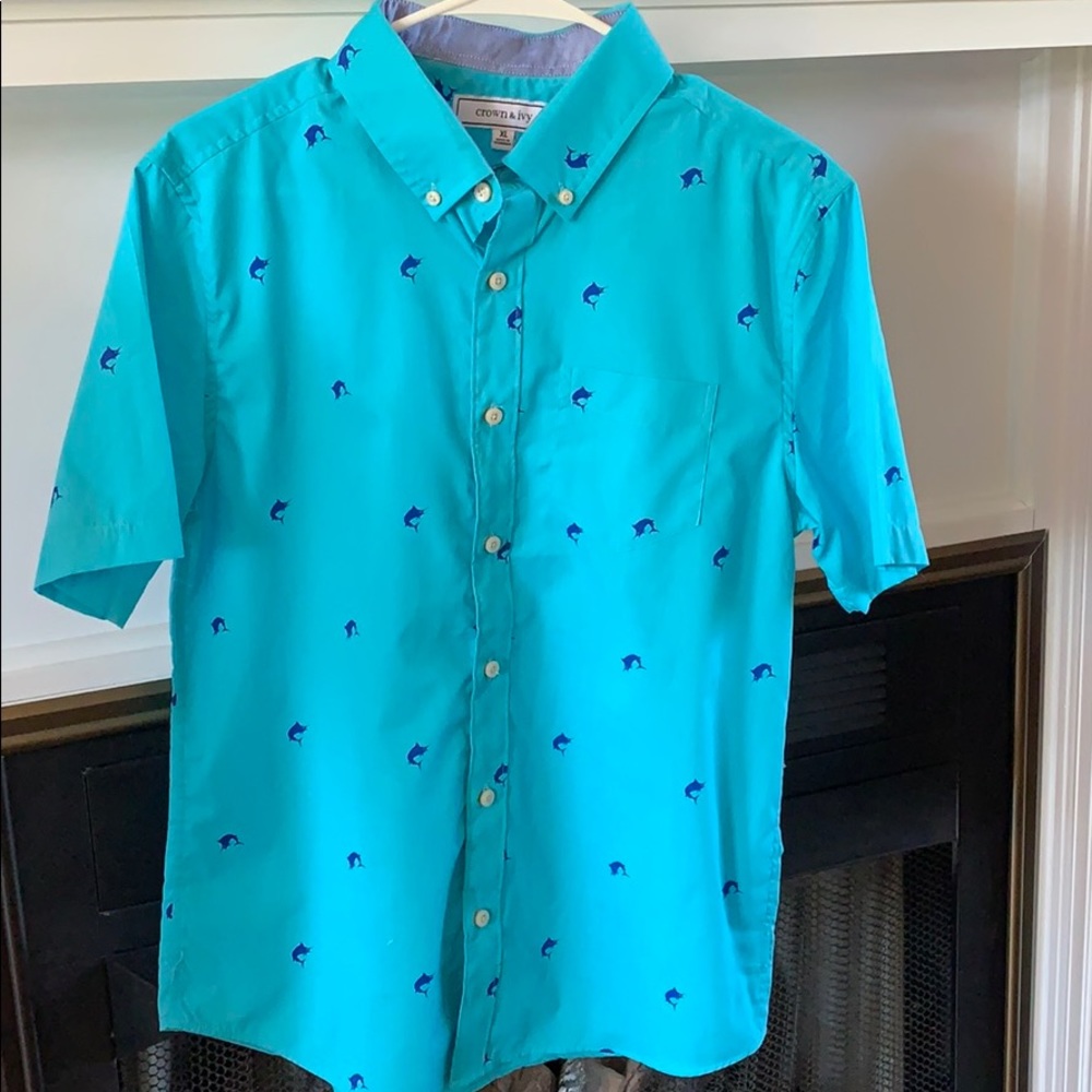 Crown and Ivy button down